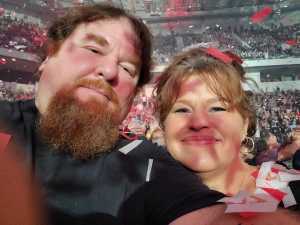 Kiss: End of the Road World Tour - Pop