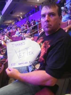 Kiss: End of the Road World Tour - Pop