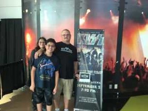 Kiss: End of the Road World Tour - Pop