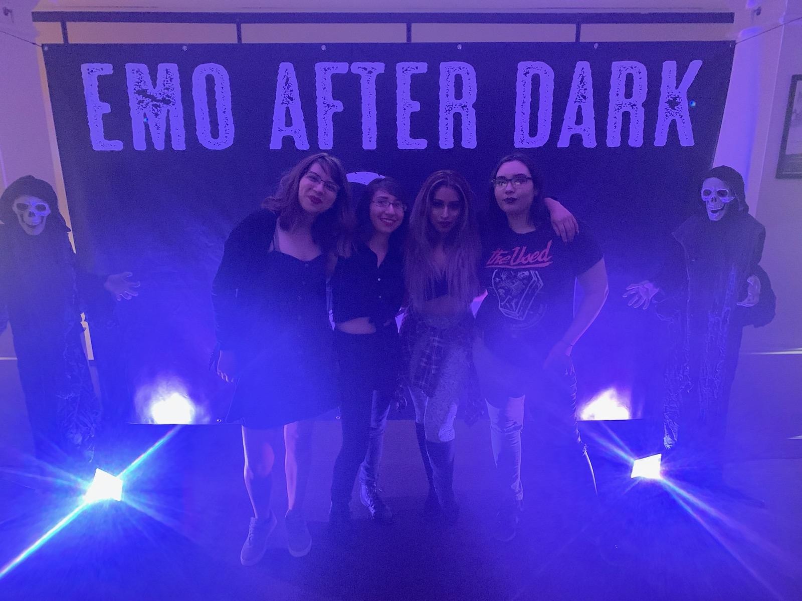 Emo Night Live!