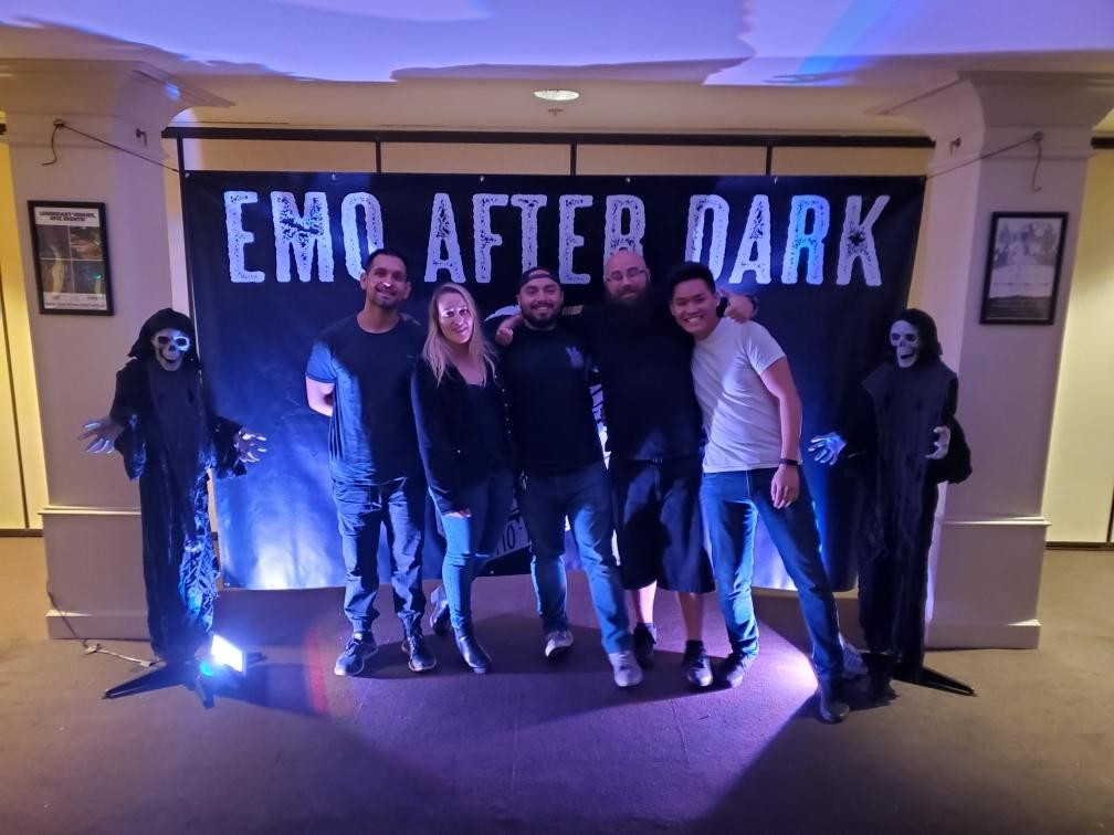 Emo Night Live!