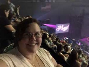 Miranda Lambert: Roadside Bars and Pink Guitars Tour