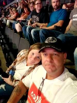 Miranda Lambert: Roadside Bars and Pink Guitars Tour