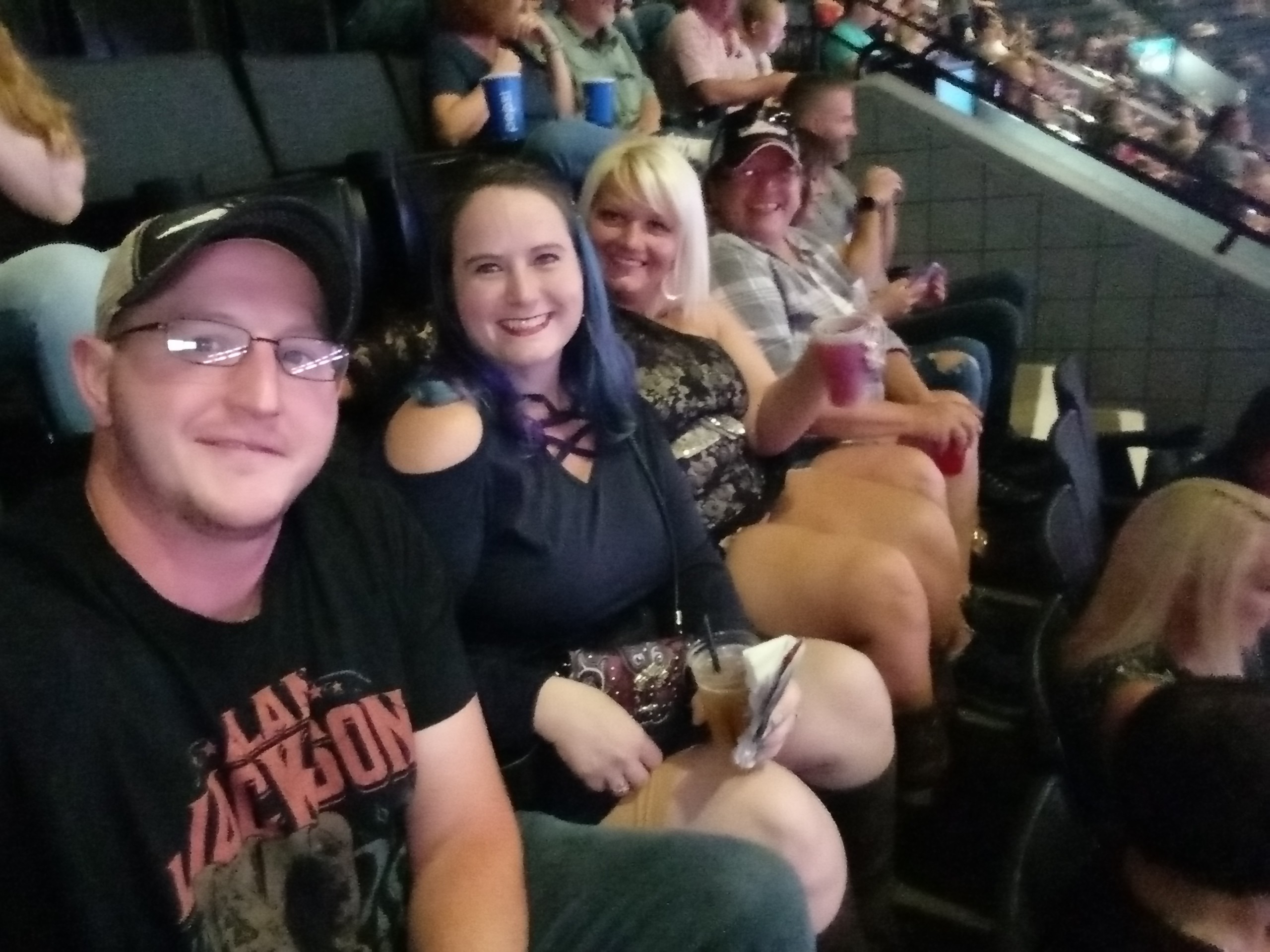 Miranda Lambert: Roadside Bars and Pink Guitars Tour