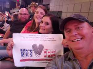 Miranda Lambert: Roadside Bars and Pink Guitars Tour