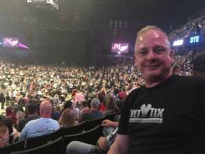 Miranda Lambert: Roadside Bars and Pink Guitars Tour
