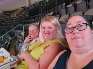 Carrie Underwood: the Cry Pretty Tour 360