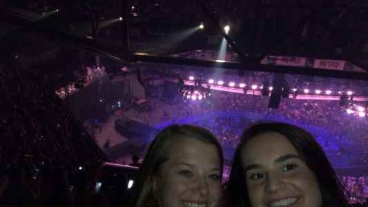 Carrie Underwood: the Cry Pretty Tour 360