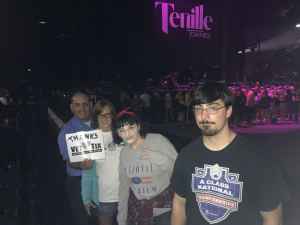 Miranda Lambert: Roadside Bars and Pink Guitars Tour
