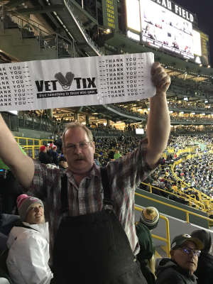 Green Bay Packers vs. Detroit Lions - NFL