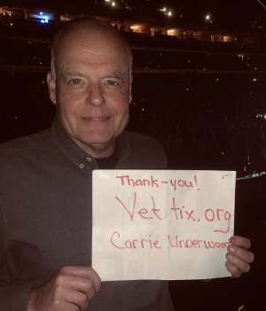 Carrie Underwood - the Cry Pretty Tour 360