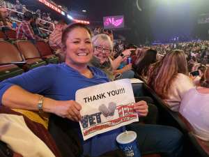 Miranda Lambert: Roadside Bars and Pink Guitars Tour
