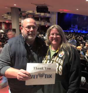 Toto 40 Trips Around the Sun