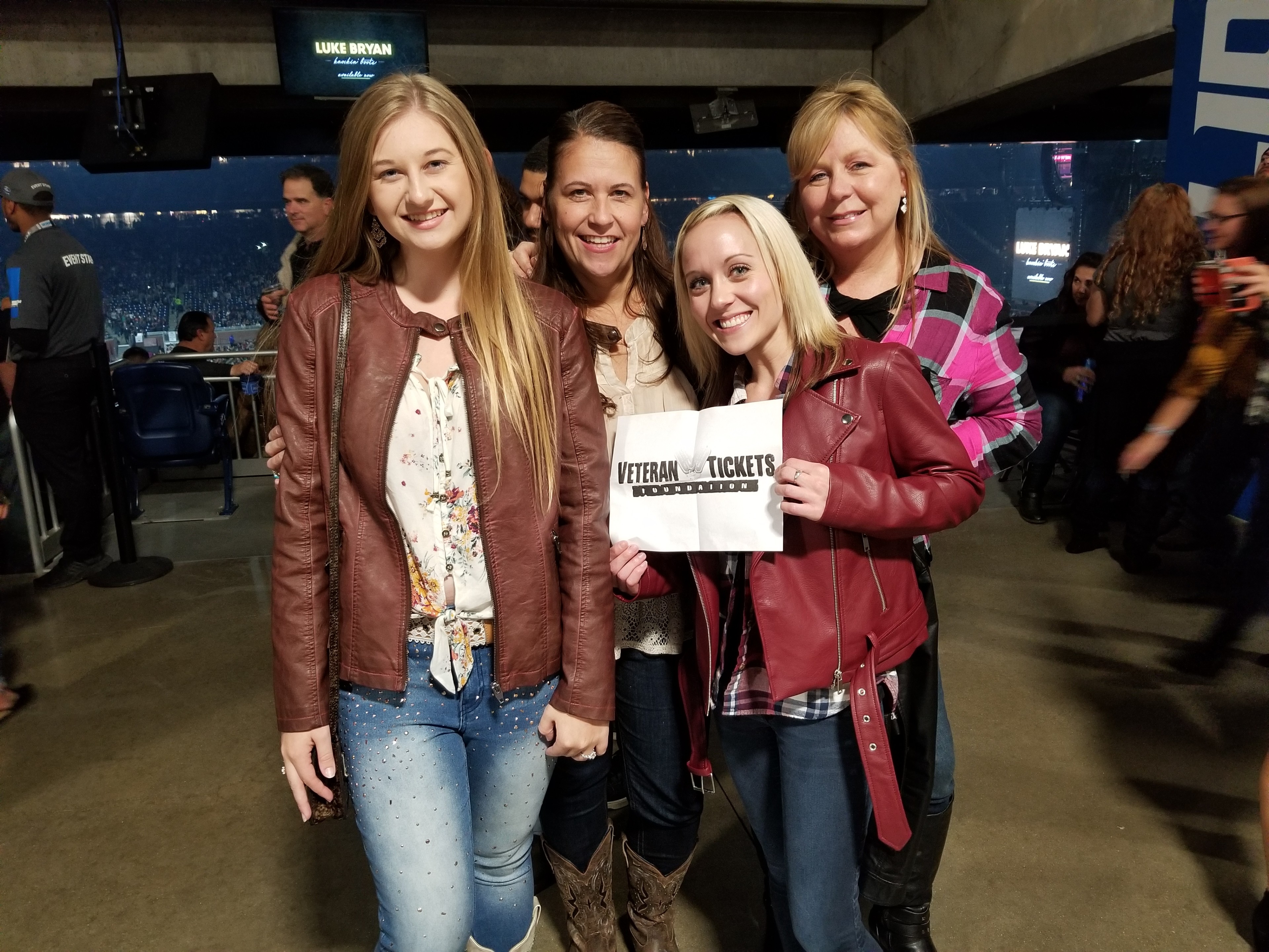 Luke Bryan: Sunset Repeat Tour 2019