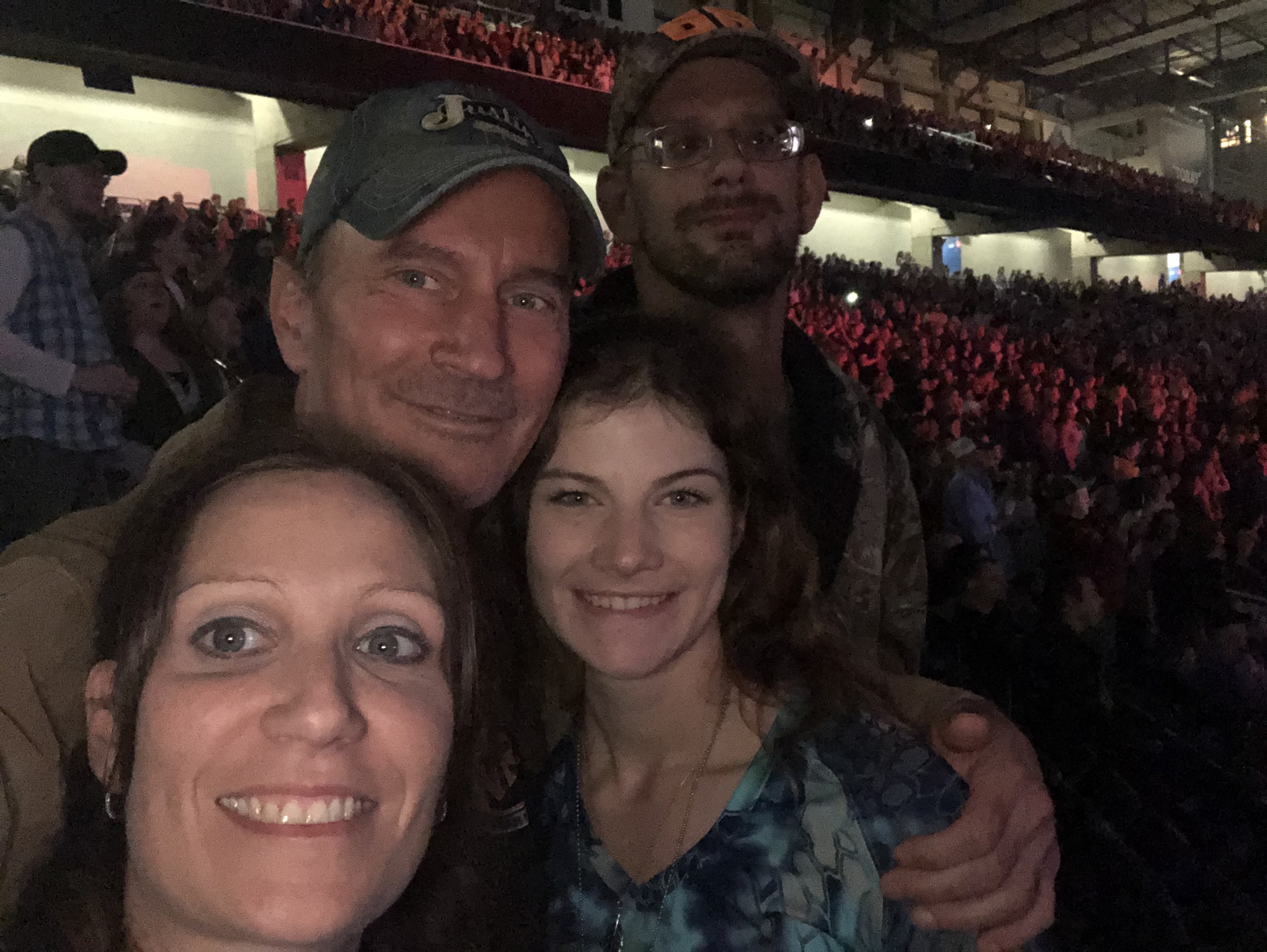 Luke Bryan: Sunset Repeat Tour 2019