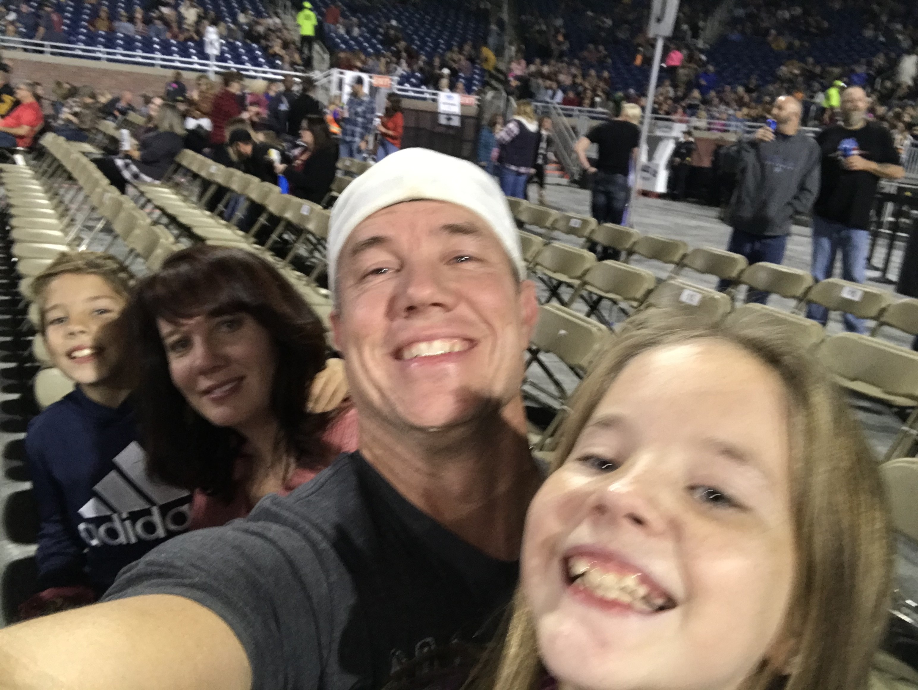 Luke Bryan: Sunset Repeat Tour 2019