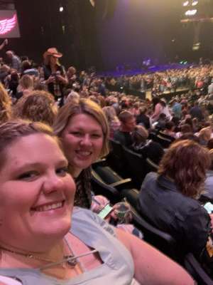 Miranda Lambert: Roadside Bars and Pink Guitars Tour