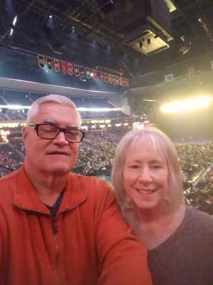 Miranda Lambert: Roadside Bars and Pink Guitars Tour