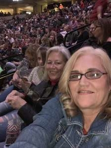 Miranda Lambert: Roadside Bars and Pink Guitars Tour