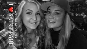 Miranda Lambert: Roadside Bars and Pink Guitars Tour