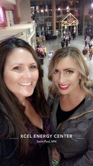 Miranda Lambert: Roadside Bars and Pink Guitars Tour