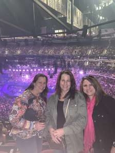 Carrie Underwood: the Cry Pretty Tour 360