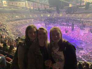 Carrie Underwood: the Cry Pretty Tour 360