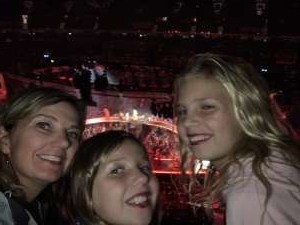 Carrie Underwood: the Cry Pretty Tour 360