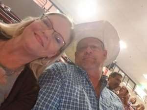 Miranda Lambert: Roadside Bars and Pink Guitars Tour