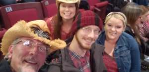 Miranda Lambert: Roadside Bars and Pink Guitars Tour