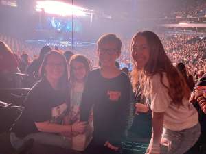 Jonas Brothers: Happiness Begins Tour