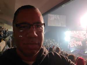 Jonas Brothers - Happiness Begins Tour