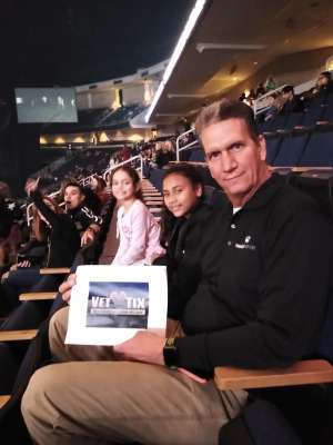 Jonas Brothers - Happiness Begins Tour