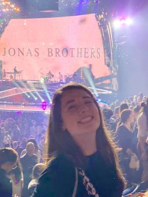 Jonas Brothers - Happiness Begins Tour