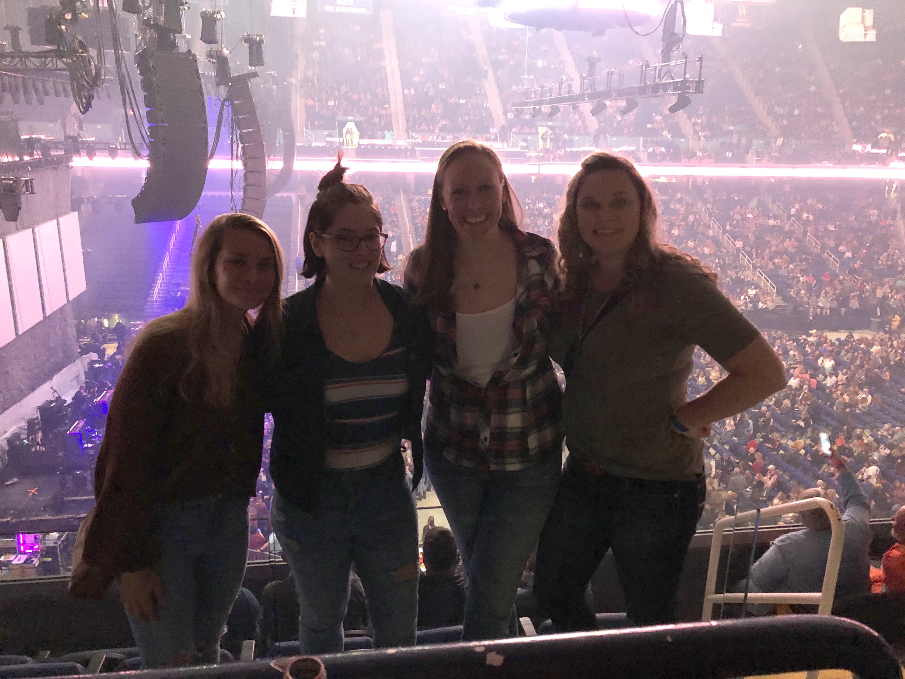 Miranda Lambert: Roadside Bars and Pink Guitars Tour