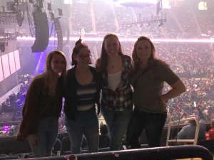 Miranda Lambert: Roadside Bars and Pink Guitars Tour