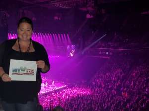Miranda Lambert: Roadside Bars and Pink Guitars Tour