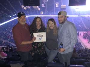 Miranda Lambert: Roadside Bars and Pink Guitars Tour