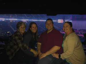 Miranda Lambert: Roadside Bars and Pink Guitars Tour