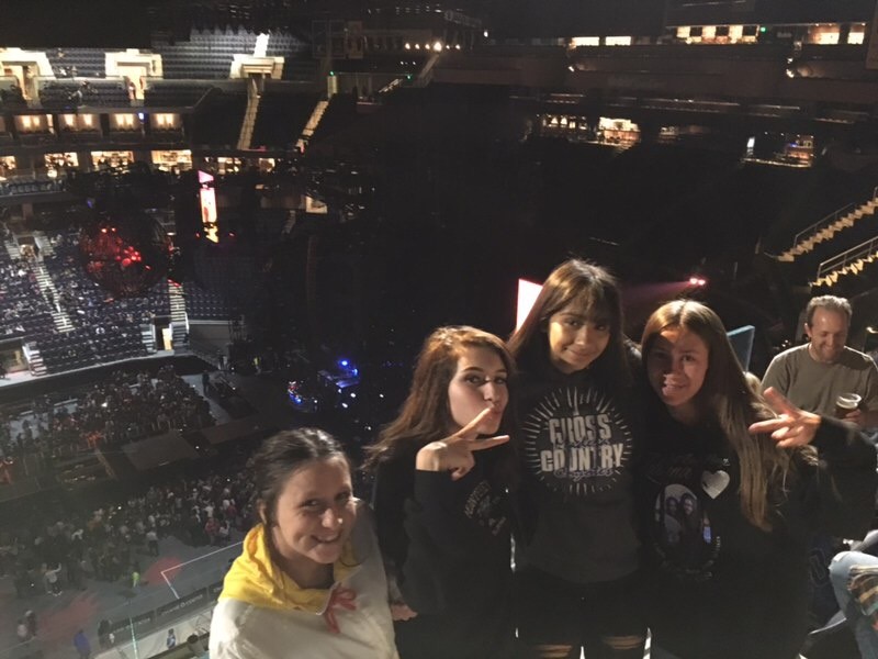 The Chainsmokers/5 Seconds of Summer/lennon Stella: World War Joy Tour