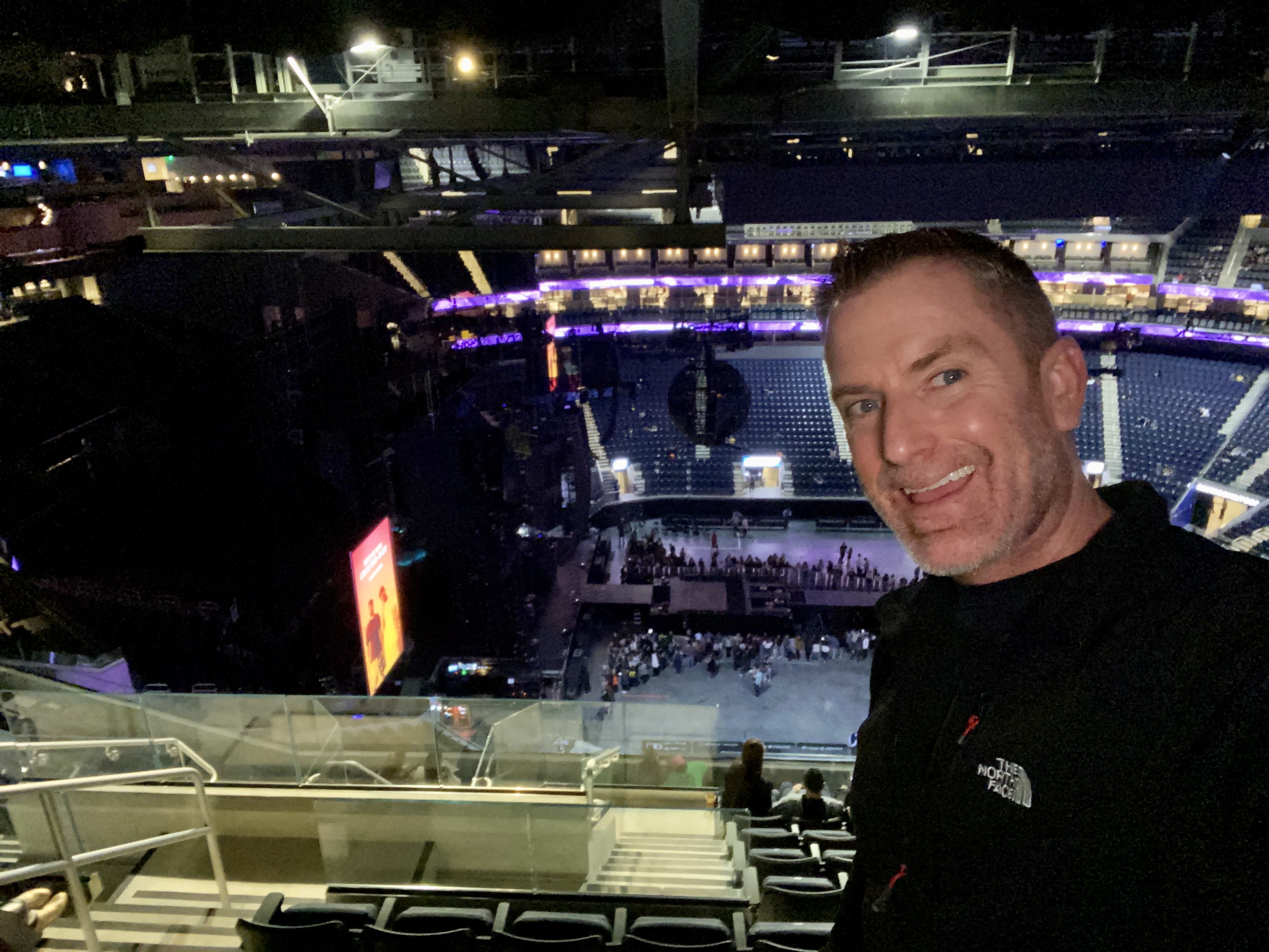 The Chainsmokers/5 Seconds of Summer/lennon Stella: World War Joy Tour