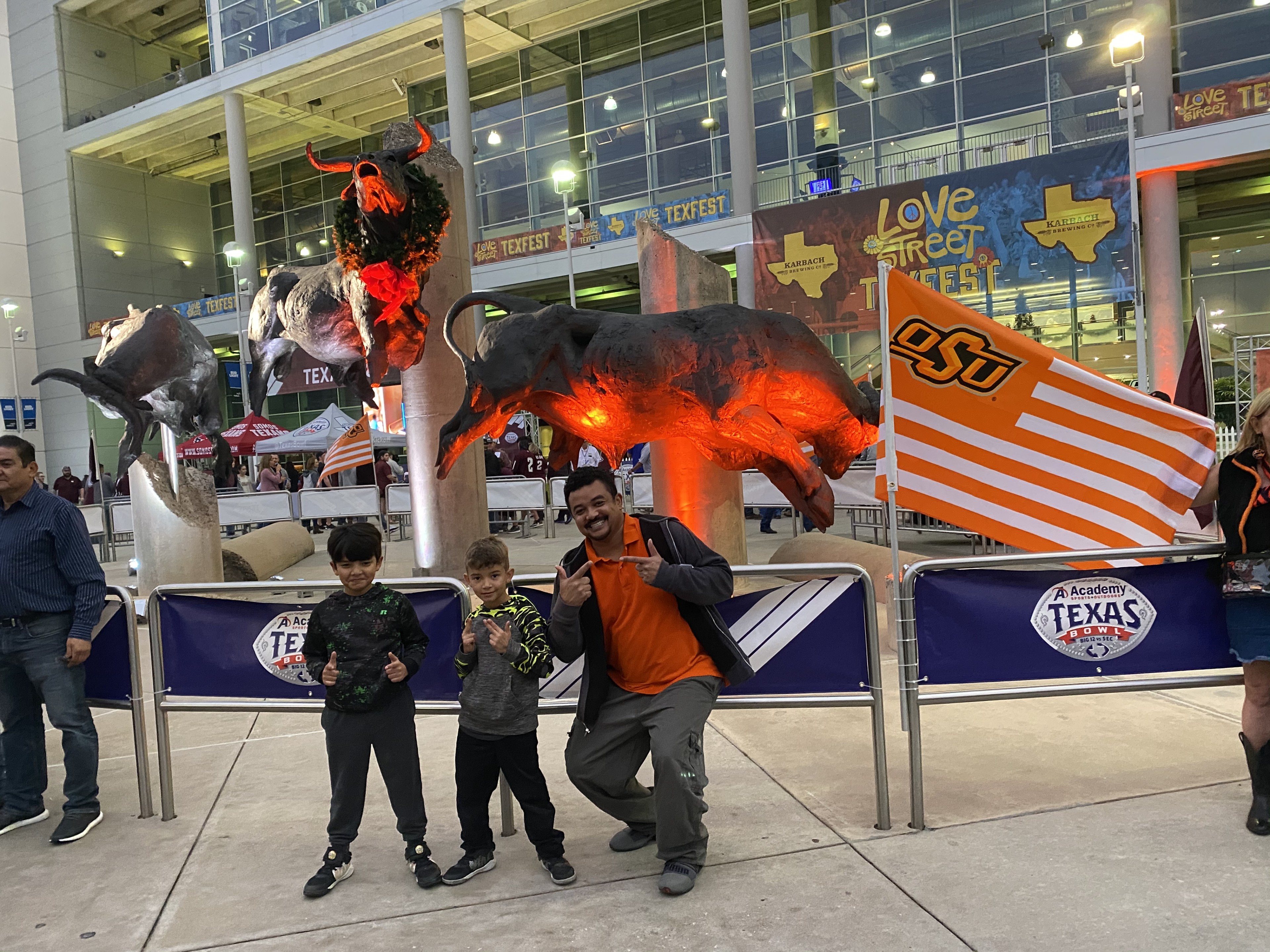 2019 Texas Bowl: Oklahoma State Cowboys vs. Texas A&M Aggies