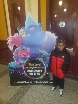 Trolls Live!