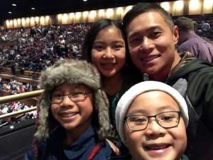 Cirque Dreams - Holidaze