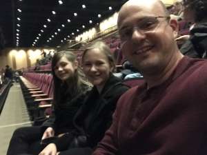 Cirque Dreams - Holidaze