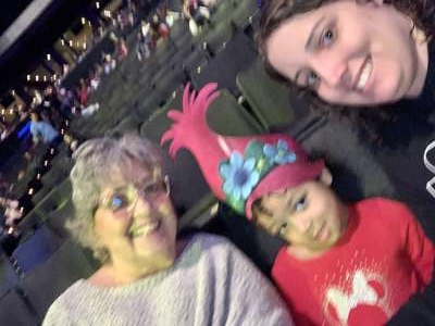 Trolls Live!