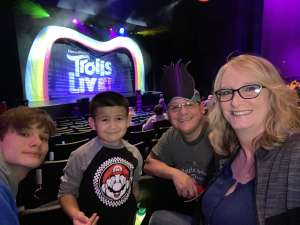 Trolls Live!