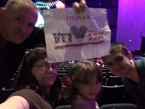 Trolls Live!