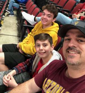 Arizona Coyotes vs. Chicago Blackhawks - NHL