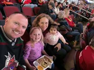 Arizona Coyotes vs. Chicago Blackhawks - NHL